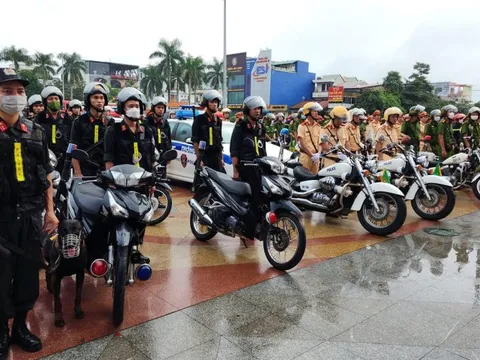 Nhiều tỉnh miền Trung đồng loạt ra quân bảo đảm ANTT dịp Tết