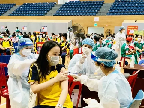 Các địa phương miền Trung đẩy nhanh tiến độ tiêm vaccine phòng COVID-19