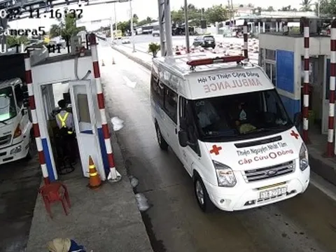Làm rõ ô tô khách giống xe cứu thương “quậy” BOT Cai Lậy
