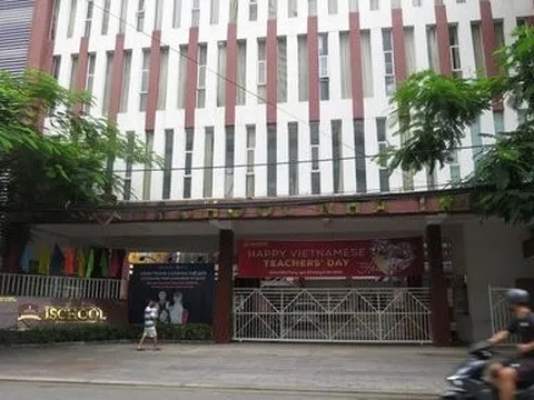 Phụ huynh yêu cầu mời chuyên gia y tế hỗ trợ điều trị cho học sinh