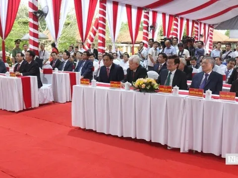 Lãnh đạo Đảng, Nhà nước dâng hương tưởng niệm cố Thủ tướng Võ Văn Kiệt