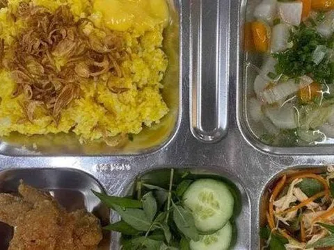 662 ca ngộ độc ở Trường iSchool Nha Trang: Rất nhiều vi khuẩn trong món cánh gà chiên