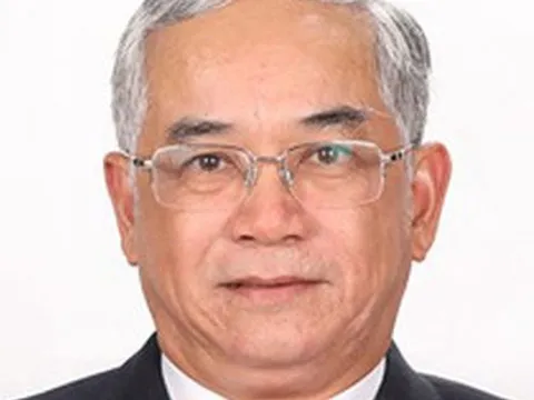 Lễ tang ông Nguyễn Văn Hùng được tổ chức theo nghi thức Lễ tang cấp cao