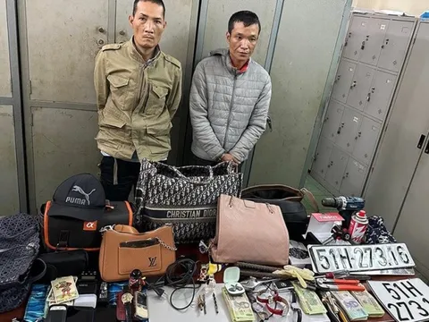 Bắt nhóm chuyên thuê xe ô tô đi trộm cắp ở các biệt thự