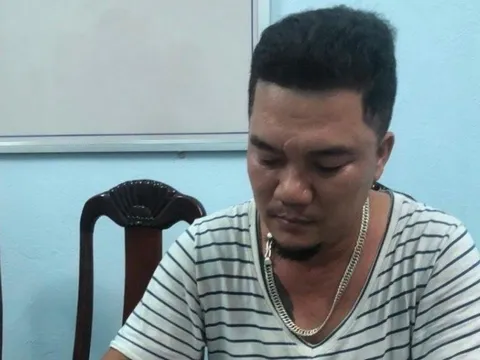 Bắt đối tượng cầm rựa chém người gây thương tích nặng