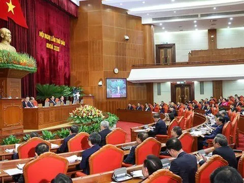 Kịp thời thay thế cán bộ bị kỷ luật mà không chờ hết nhiệm kỳ, hết thời hạn bổ nhiệm