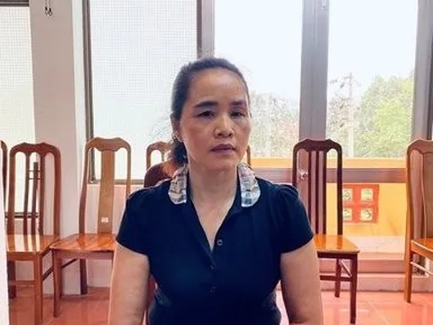 Chủ lô điện thoại lậu trị giá hơn 5 tỷ ra đồng đầu thú