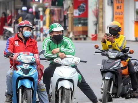 Nhiều lao động tri thức cao lựa chọn làm shipper