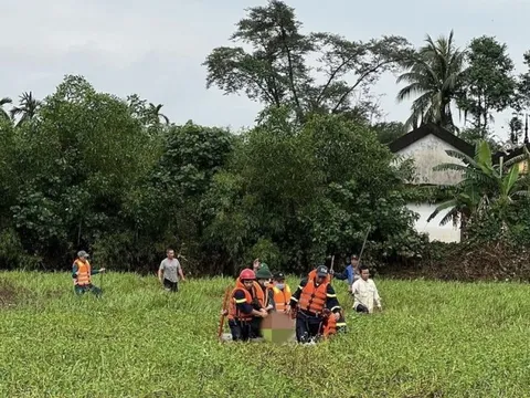 Huế: Tìm thấy thi thể 2 cậu cháu nghi bị nước lũ cuốn