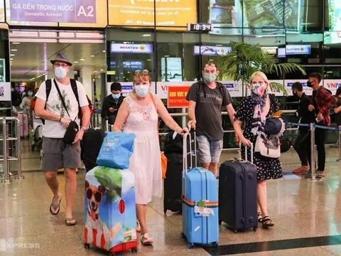 "Việt Nam mở cửa hoàn toàn du lịch" là sự kiện du lịch nổi bật 2022