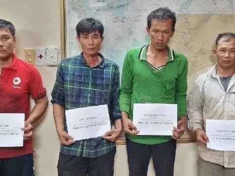 Bộ đội Biên phòng bắt nhóm trộm 1,5 tấn sắt trên tàu nước ngoài