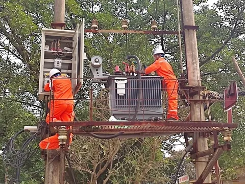 EVNNPC thiết thực hỗ trợ người dân, doanh nghiệp trong Tháng tri ân khách hàng