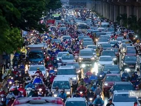 Tăng cường giải pháp chống ùn tắc giao thông khu vực Hà Nội và Tp.HCM