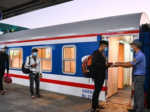 Đường sắt tăng nhiều tàu Sài Gòn - Hà Nội dịp Tết