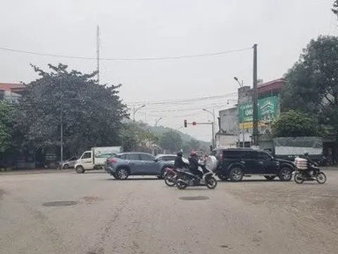Truy tìm xe ô tô va chạm giao thông khiến 1 người chết rồi bỏ chạy