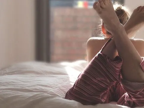 Choáng váng phát hiện chồng nghiện sex