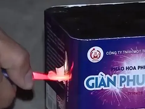 Nhiều loại pháo hoa mới được bán ra thị trường dịp Tết 2023