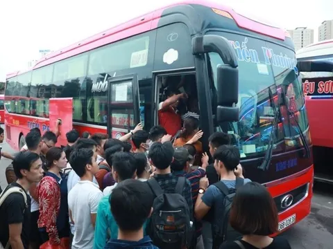 Thủ tướng chỉ đạo bảo đảm trật tự, an toàn giao thông dịp Lễ, Tết 2023