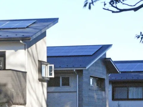 Tokyo: Nhà được xây dựng mới từ năm 2025 phải lắp đặt tấm pin mặt trời
