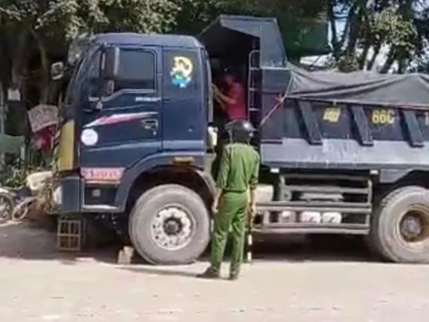 Lâm Đồng: Bắt thanh niên ngáo đá trộm xe ben bỏ chạy
