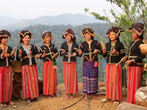 Cuộc sống người Cống nơi thượng nguồn sông Ðà