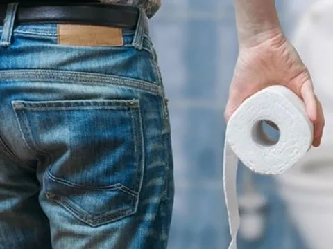 Thời gian nào đi vệ sinh tốt nhất trong ngày?