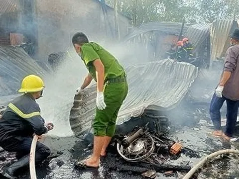 Làm rõ vụ con trai phóng hỏa đốt nhà bố mẹ ruột ở Hà Tĩnh