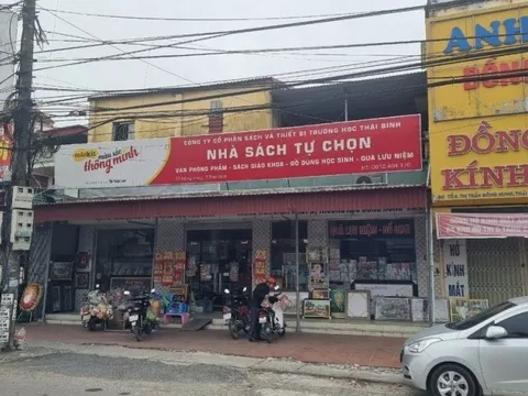 Thái Bình: Bắt chủ nhà sách bán hơn 90.000 quyển sách giáo khoa giả