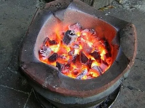 Thanh Hóa: Hai vợ chồng tử vong trong căn phòng đóng kín cửa