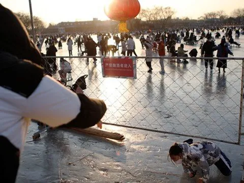 Người Trung Quốc lạc quan với kế hoạch mở cửa lại sau dịch COVID-19