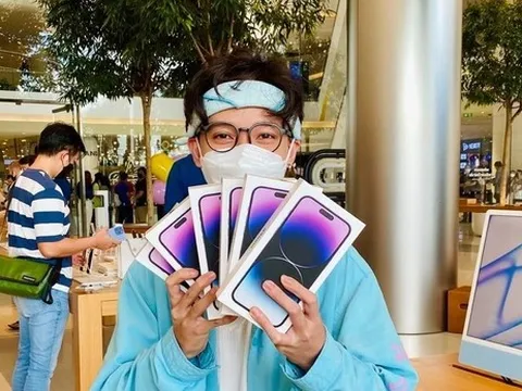 Người Việt chi tiền tỷ mua iPhone đón Tết, iPhone 14 Pro Max liên tiếp cháy hàng