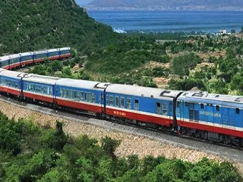 Khách đổi, trả vé tàu Tết Nguyên đán sẽ bị thu phí tới 30%