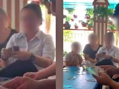 Xôn xao hình ảnh nữ hiệu trưởng cùng nhiều người đánh bài ăn tiền