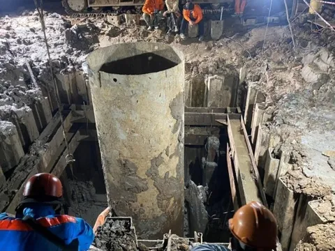 Công tác cứu hộ bé trai lọt vào trụ bê tông ở Đồng Tháp hiện thế nào?