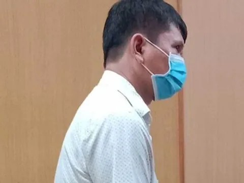 Một bị cáo được hưởng án treo vì phạm tội khi bị kích động mạnh