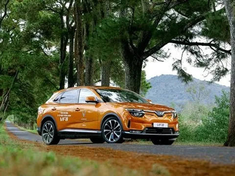 Doanh số tăng đột biến - VinFast bàn giao hơn 4.000 xe điện trong tháng 12/2022, gấp 7 lần so với tháng 11