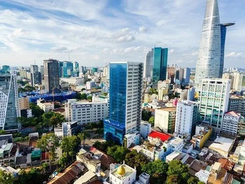 GDP bình quân Việt Nam từng bị Lào bỏ xa 30 bậc trên thế giới, hiện cao hơn bao nhiêu bậc?