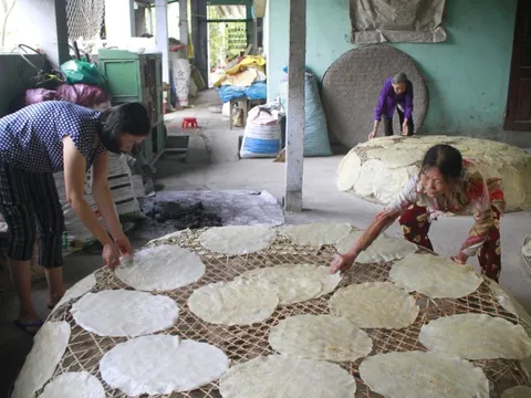 Những làng nghề nồng đượm hương vị Tết