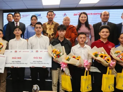 Trao giải 'Đại sứ Thanh niên vì phát triển bền vững' lần thứ nhất