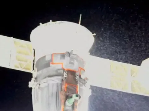 Nga lên kế hoạch giải cứu 3 phi hành gia trên ISS sau sự cố rò rỉ