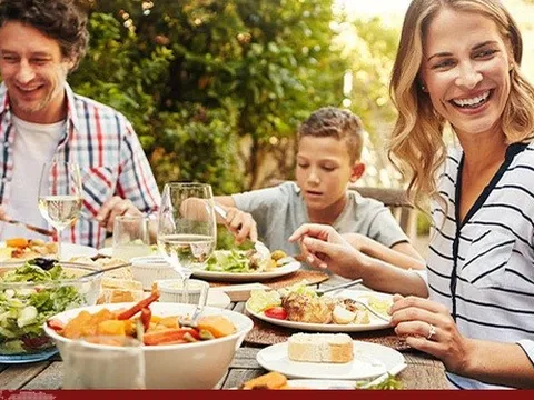 Tại sao bữa tối sớm tốt hơn cho bạn?