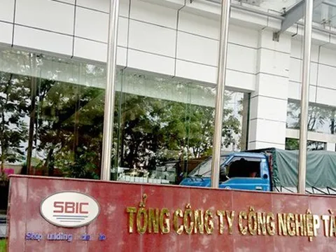 Thi hành kỷ luật Chủ tịch Tổng Công ty Công nghiệp tàu thủy