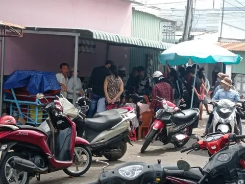 Bình Thuận: Bắt quả tang nhiều người tụ tập xóc tài xỉu ăn tiền
