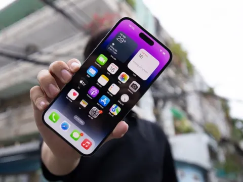 Lý do doanh số smartphone sụt giảm kỷ lục