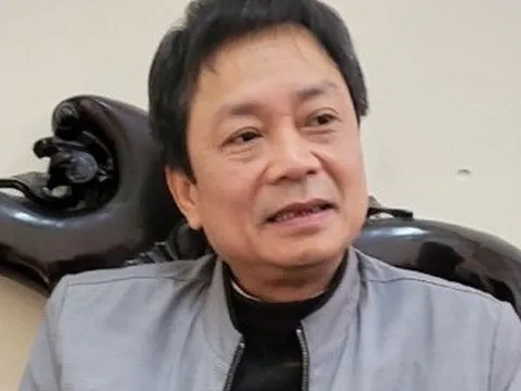 Một trưởng phòng ở Thanh Hóa có 2 con riêng bị cách chức