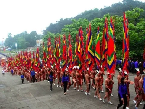 Người lao động được nghỉ 5 ngày liên tiếp dịp Giỗ tổ Hùng Vương, 30/4