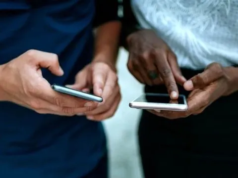 Smartphone có nghe lén khi người dùng nói chuyện?