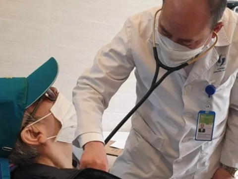 Người già nhập viện sau Tết tăng 30%, nhiều cụ đột quỵ, viêm phổi