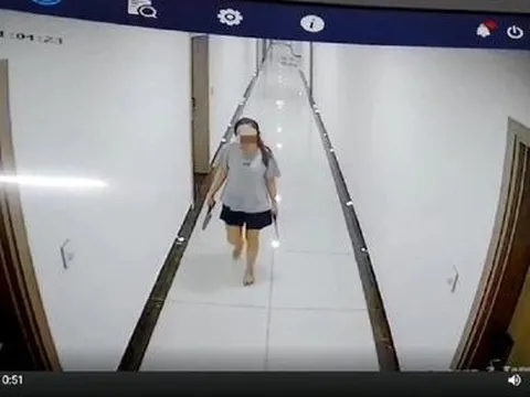 Hà Nội: Xác minh thông tin người phụ nữ cầm dao doạ cư dân tại một chung cư