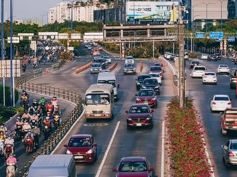 Số ô tô trên 1.000 dân ở Thái Lan là 280, Trung Quốc là 223, Singapore là 149, Việt Nam là bao nhiêu?